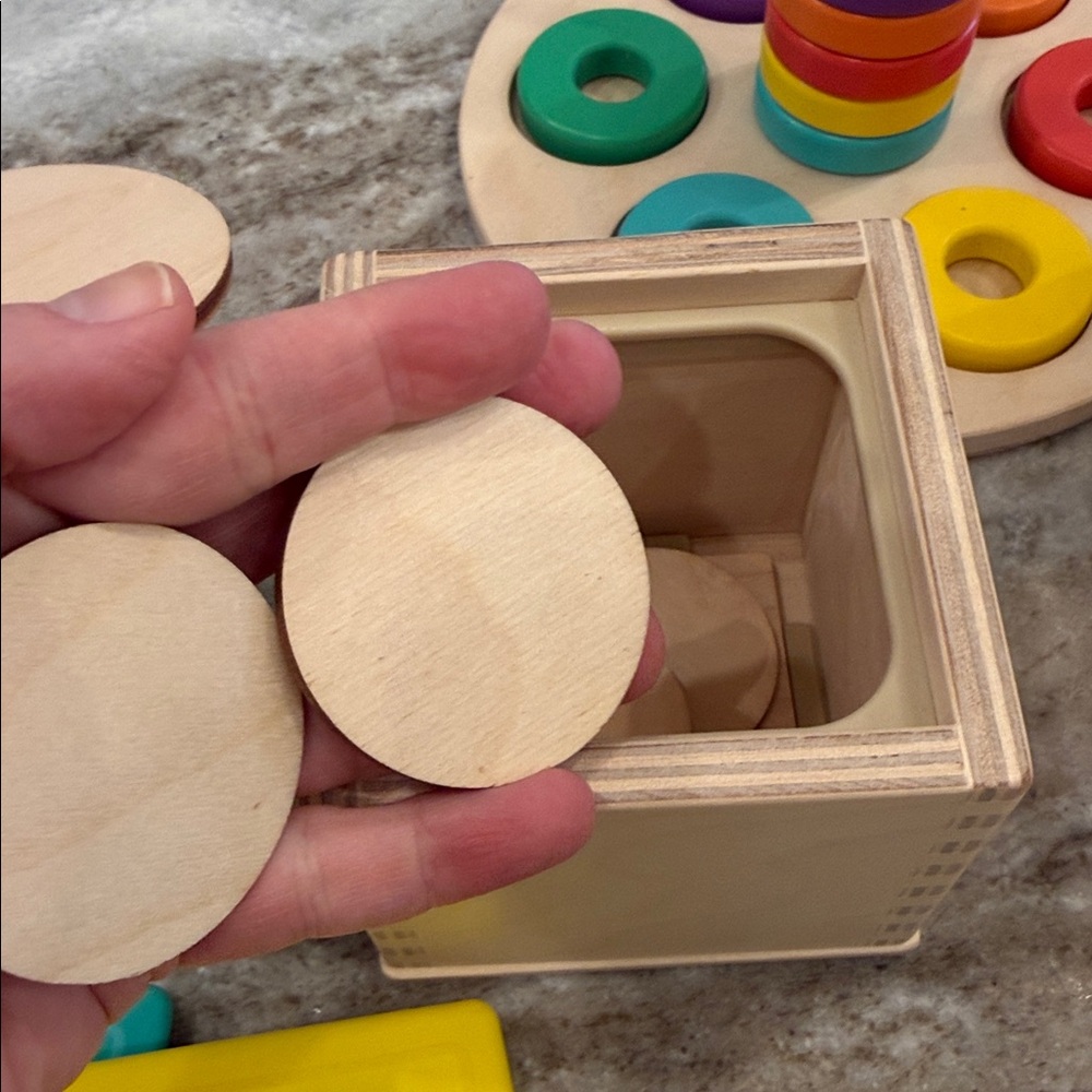 The Babbler Play Kit Lovevery Months 13, 14, and 15 

All original COMPLETE KIT - Picture 8 of 12